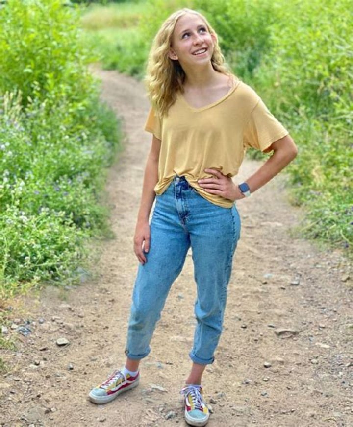 April Orgill (youtubestar) Wiki,Age,Birthday,Biography,Height,Net Worth ..