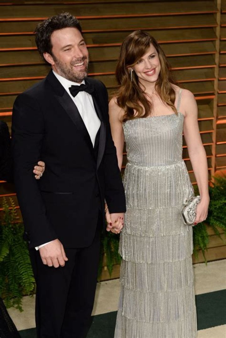 Ben Affleck & Jennifer Garner Relationship Timeline: Photos – Hollywood Life