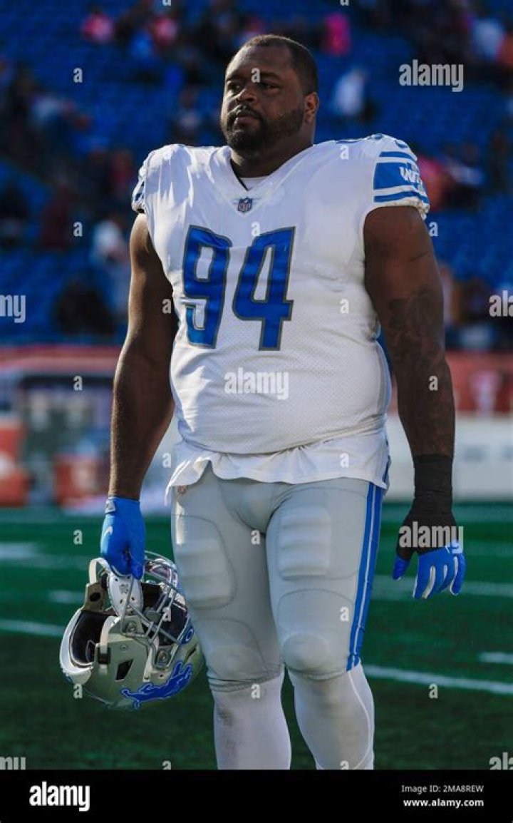 Benito Jones: Football Player Detailed Bio, Age, Birthday, & Height Insights and more