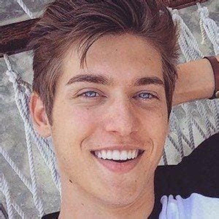 Brandon Hoffman - Bio, Age, Wiki, Facts and Family