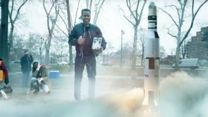 Chris Rock & Sylvester Stallone Make Facebook Super Bowl Ad ‘Rock’ – Hollywood Life