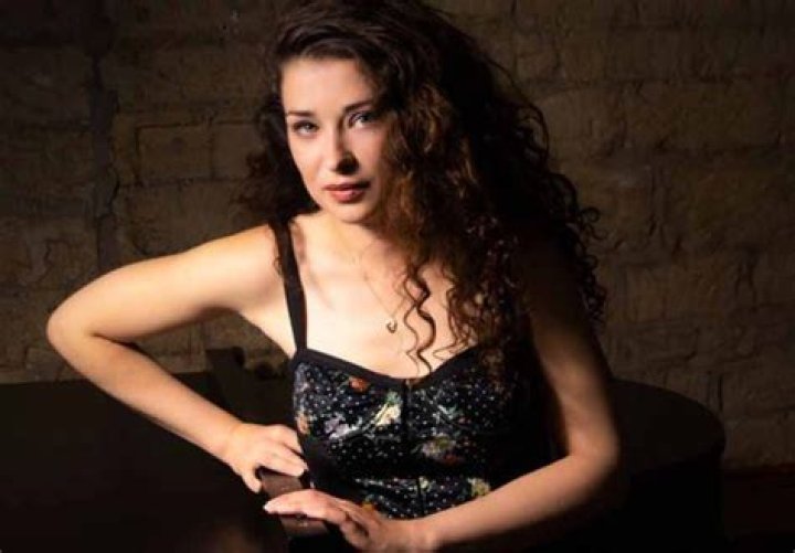 Claudia Wells - Bio, Age, Wiki, Facts and Family