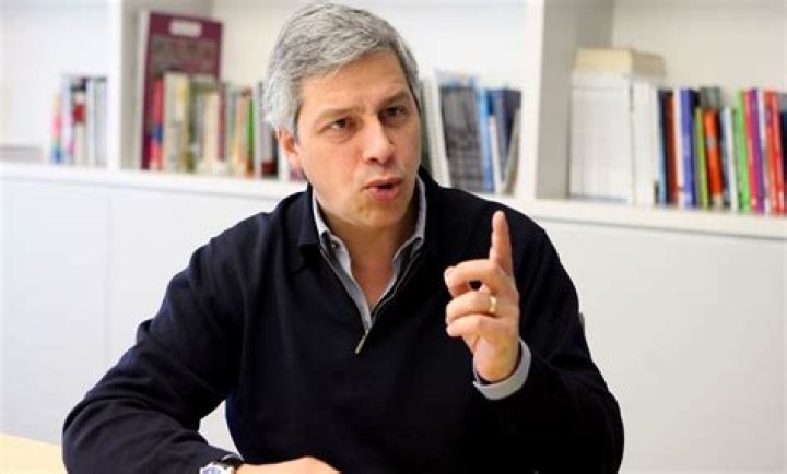 Claudio González