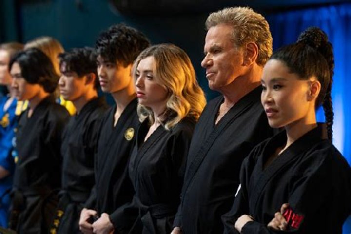 ‘Cobra Kai’ EPs Reflect On Season 2’s ‘Showstopper’ Finale & The Important Return Of Sensei Kreese