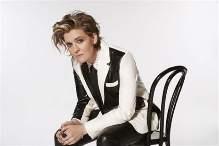 Dillon Carmichael (singer) - Wikipedia, Age, Net Worth, Biography , Spotify, TikTok, Facebook, Facts and Family