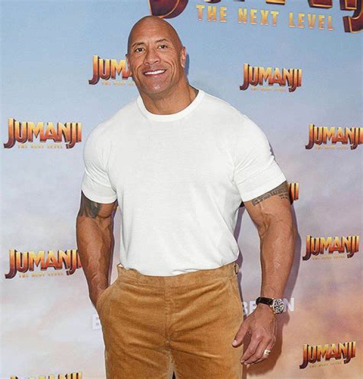 Dwayne ‘The Rock’ Johnson’s Throwback Pic At 11 In Dad’s Wrestling Outfit – Hollywood Life