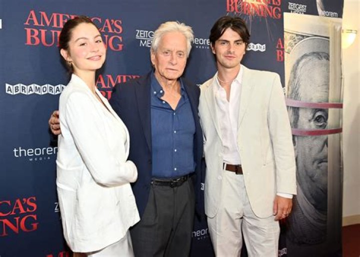 Dylan Douglas - Bio, Age, siblings, Wiki, Facts and Family