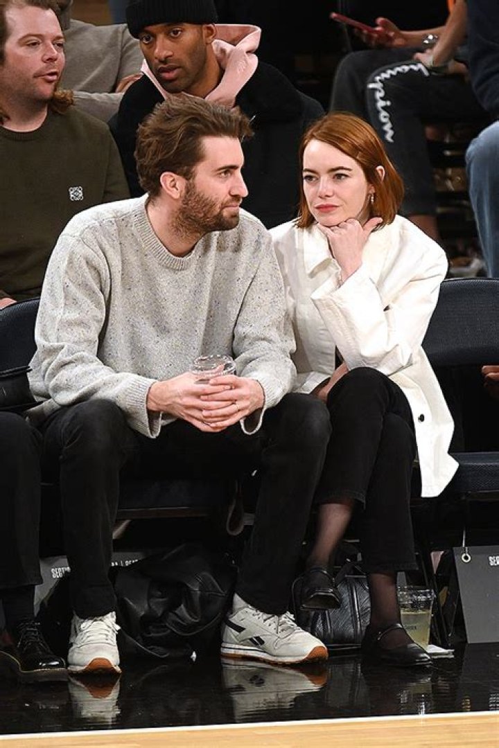 Emma Stone Reveals How She Got Black Eye Before Wedding In Interview – Hollywood Life