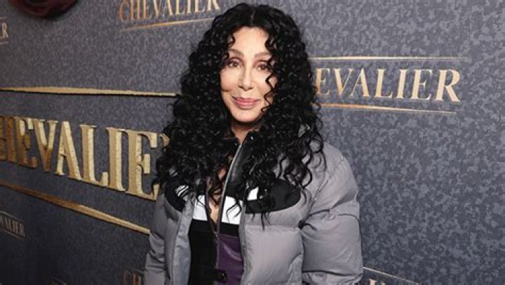Everything To Know About ‘Cher Christmas’ – Hollywood Life