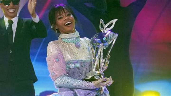 Gabby Douglas Is ‘The Masked Dancer’ Winner & Revealed As Cotton Candy – Hollywood Life