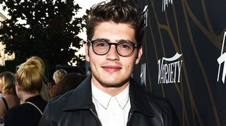 Gregg Sulkin Celebrity Profile | Actor – ‘Faking It’ – Hollywood Life