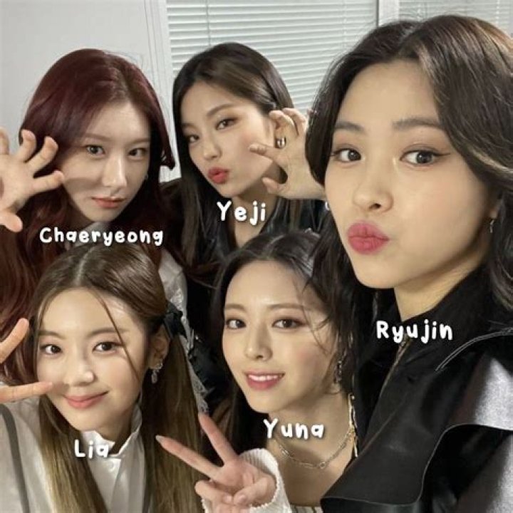 ITZY — PICS