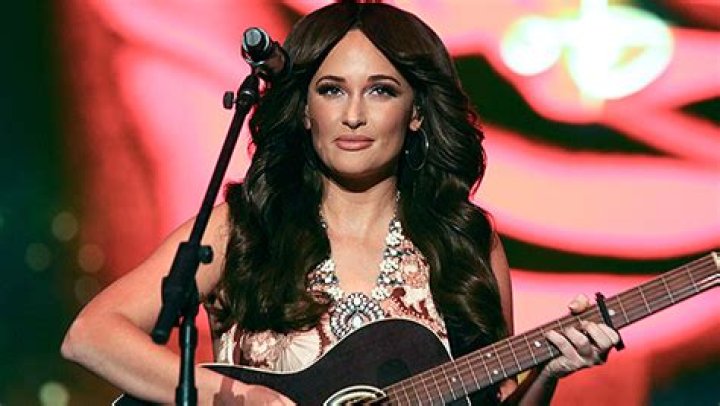 Kacey Musgraves Shades Ted Cruz With Lyric Change While Performing In Texas