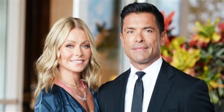 Kelly Ripa & Mark Consuelos ‘Extremely Proud’ Of Their Kids Who ‘Don’t See Themselves As Celebs’