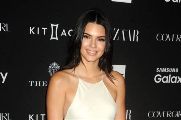 Kendall Jenner’s Nipple Piercing Turns Him On — He Likes It – Hollywood Life