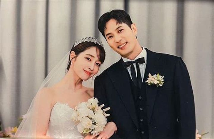 Kim Ji-seok - Bio, Age, siblings, height, Wiki, Facts and Family