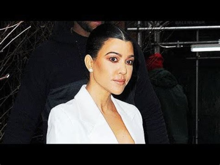 Kourtney Kardashian, 40, Shows Off Her Gorgeous Lips In New Selfie & Looks Just Like Kim