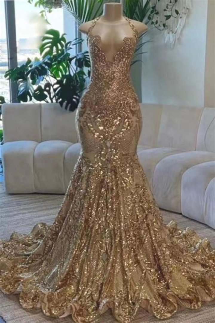 Larsa Pippen, 46, Stuns In Gorgeous Gold Dress & 10 More Stars Who’ve Glittered In The Sparkly Color