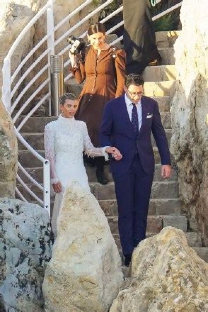 Lionel Richie & Girlfriend Lisa Parigi At Sofia’s Wedding: Photos – Hollywood Life