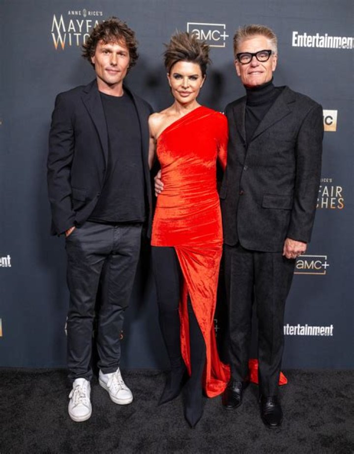 Lisa Rinna & Harry Hamlin Apologize For Offensive Swastika Halloween Costume