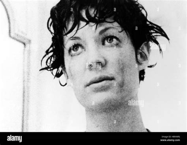 Lynn Carlin
