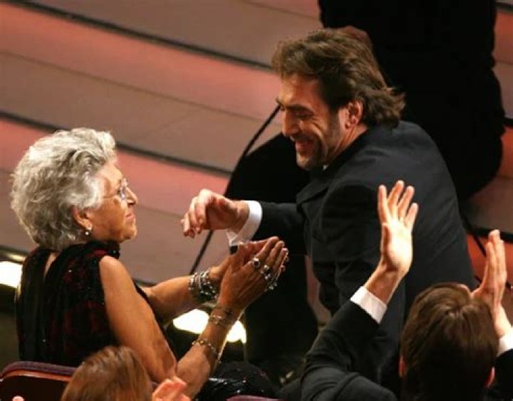 Meet Javier Bardem Parents Pilar And Carlos, Siblings And Family
