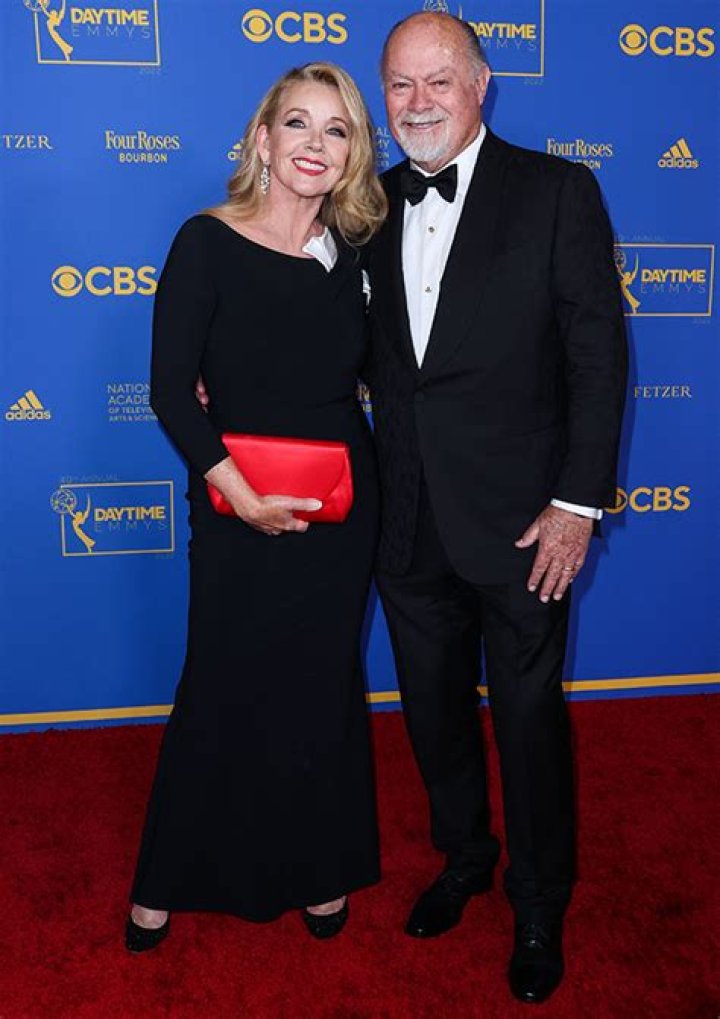 Melody Thomas Scott - Bio, Age, Wiki, Facts and Family