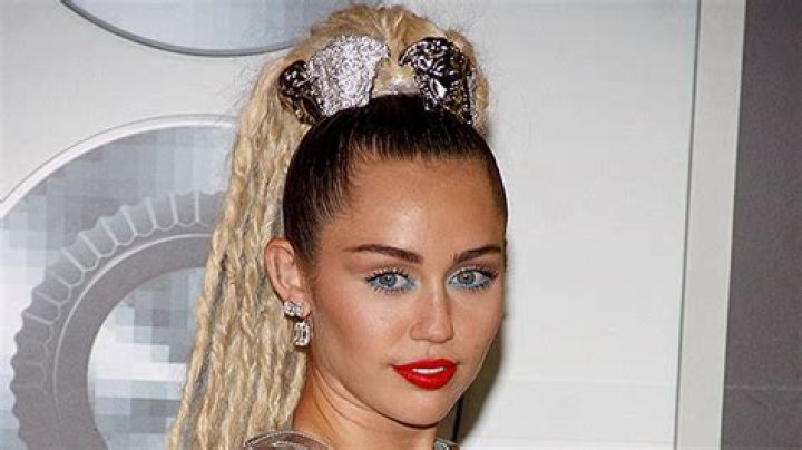 Miley Cyrus Sings In Topless Shower Video: Watch – Hollywood Life