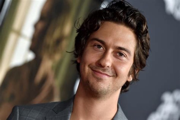 Nat Wolff Celebrity Profile – Hollywood Life