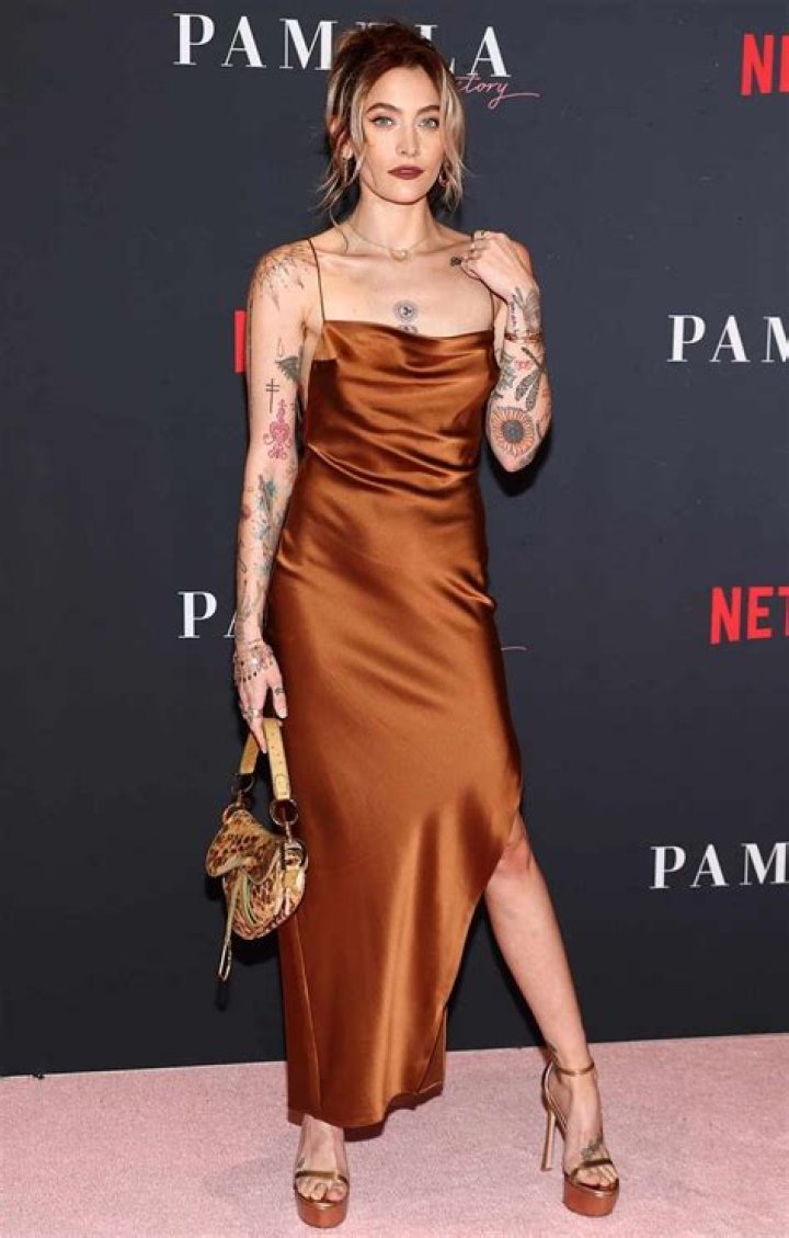 Paris Jackson – Hollywood Life