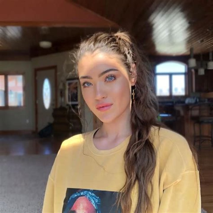 Samantha Torres - Bio, Age, Wiki, Facts and Family