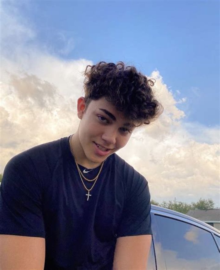 Sepanta Arya - Bio, Age, Wiki, Facts and Family