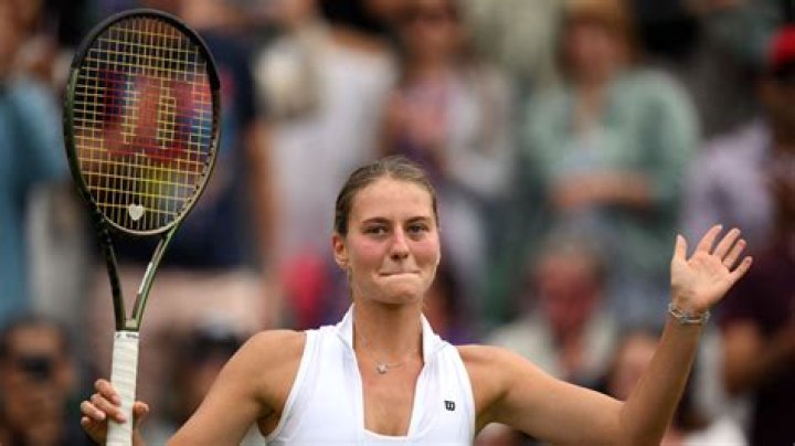 Simona Halep: 5 Things To Know About Tennis Star Who Beat Serena Williams In Wimbledon Final