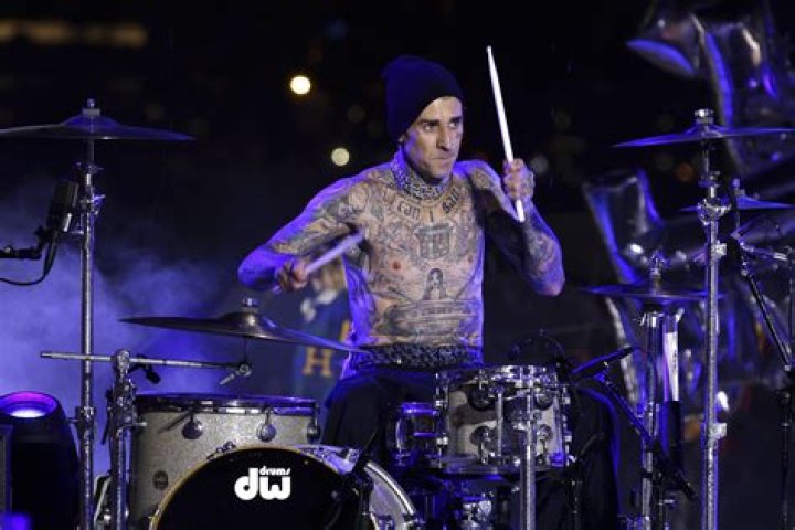 Travis Barker Blasted for Practicing Drums While Kourtney Was in Labor – Hollywood Life