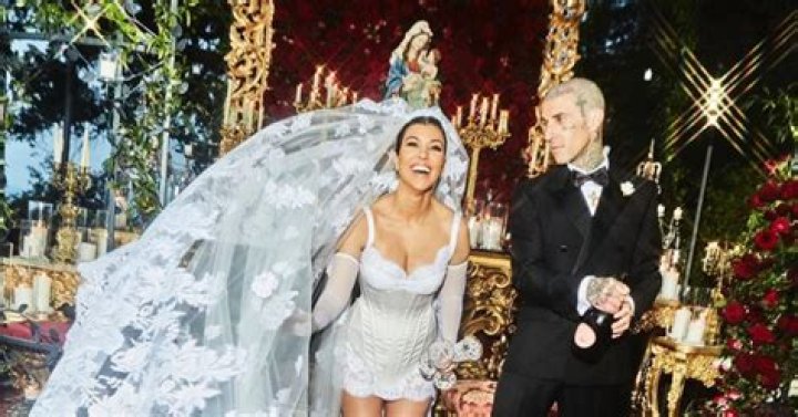 Travis Barker’s Wedding Speech To Kourtney Kardashian Revealed – Hollywood Life