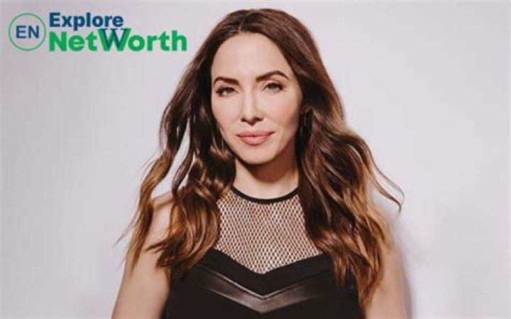 Whitney Cummings - Bio, Age, Wiki, Facts and Family