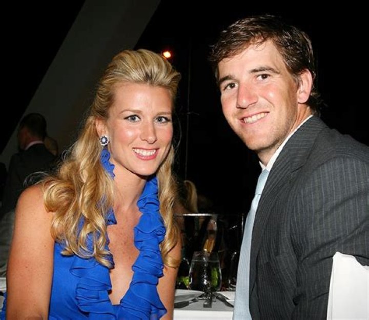 Who Is Arch Manning? 5 Things About Eli & Peyton’s Nephew – Hollywood Life