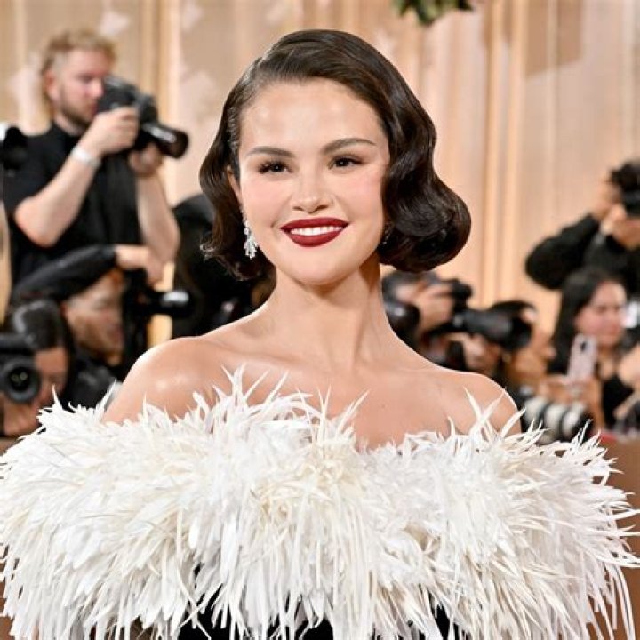 Why Fans Think The Weeknd’s ‘Snowchild’ Is About Ex Selena Gomez – Hollywood Life