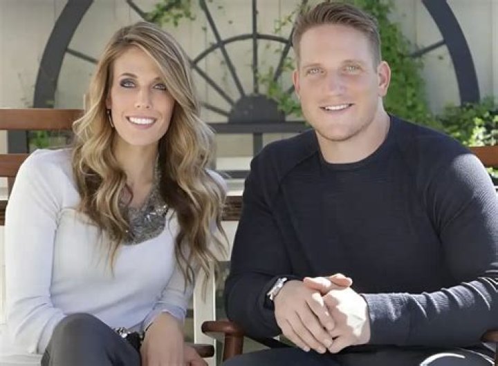 Wife Of Former NFL player A.J. Hawk Is Laura Quinn Hawk.